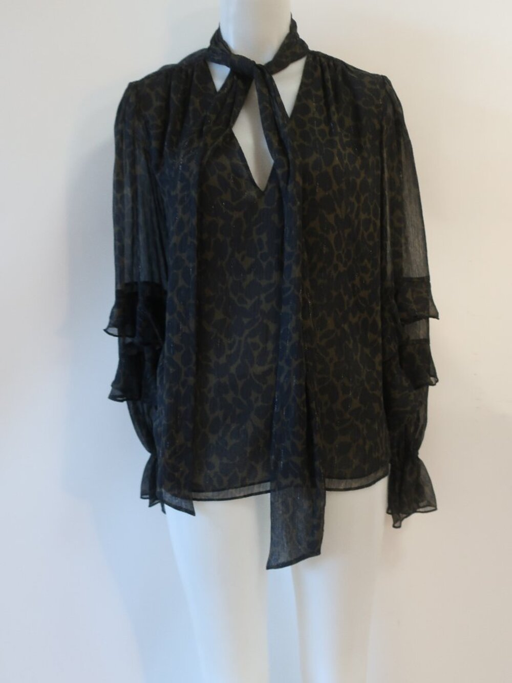 Womens Ramy Brook Black, Green Print Ruffled Neck Tie Blouse L